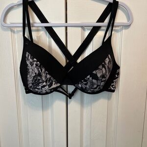 Lole size L underwire bra
